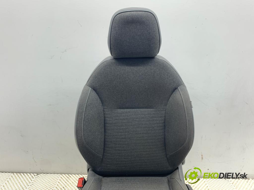 CITROEN C3 II liftback 2017 81 kW 1.2 THP 110 1199 Sedadlo ľavy predný