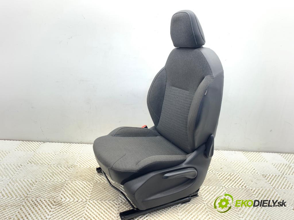 CITROEN C3 II liftback 2017 81 kW 1.2 THP 110 1199 Sedadlo ľavy predný