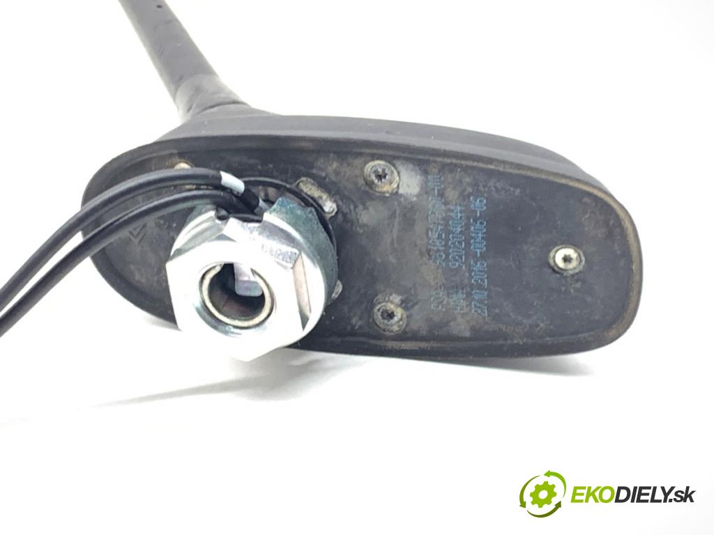 CITROEN C3 II liftback 2017 81 kW 1.2 THP 110 1199 ANTENA 9810547880