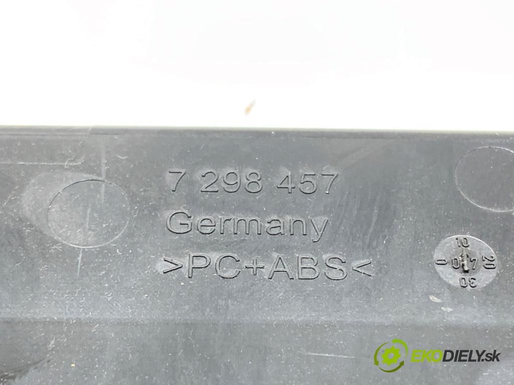 BMW F15 SUV 2014 160 kW xDrive 25 d 1995 Priehradka, kastlík na skla 7298457