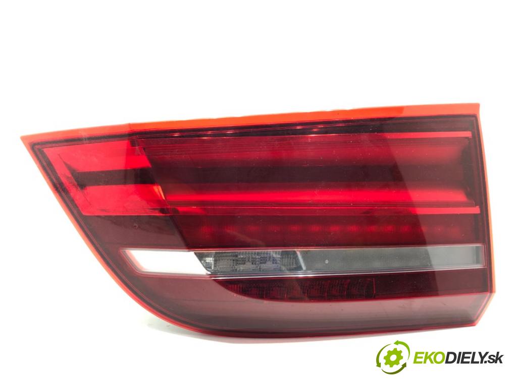 BMW F15 SUV 2014 160 kW xDrive 25 d 1995 Svetlo pravy zad vnútorná 7301272