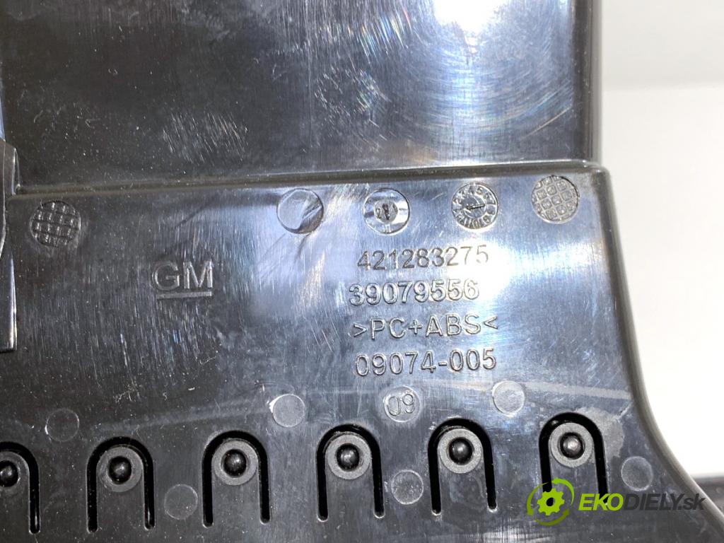 OPEL ASTRA K liftback 2021 96 kW 1.2 Turbo (68) 1199 lišty kryt 39129554 (Lišta)