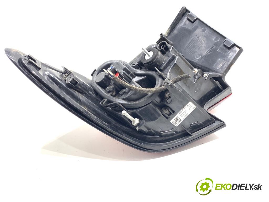 OPEL ASTRA K liftback 2021 96 kW 1.2 Turbo (68) 1199 Svetlo pravy zad 39099015