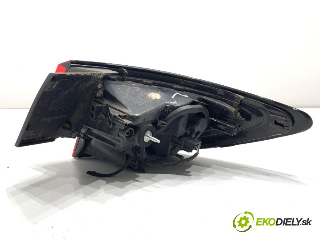 OPEL ASTRA K liftback 2021 96 kW 1.2 Turbo (68) 1199 Svetlo ľavy zad 39099014