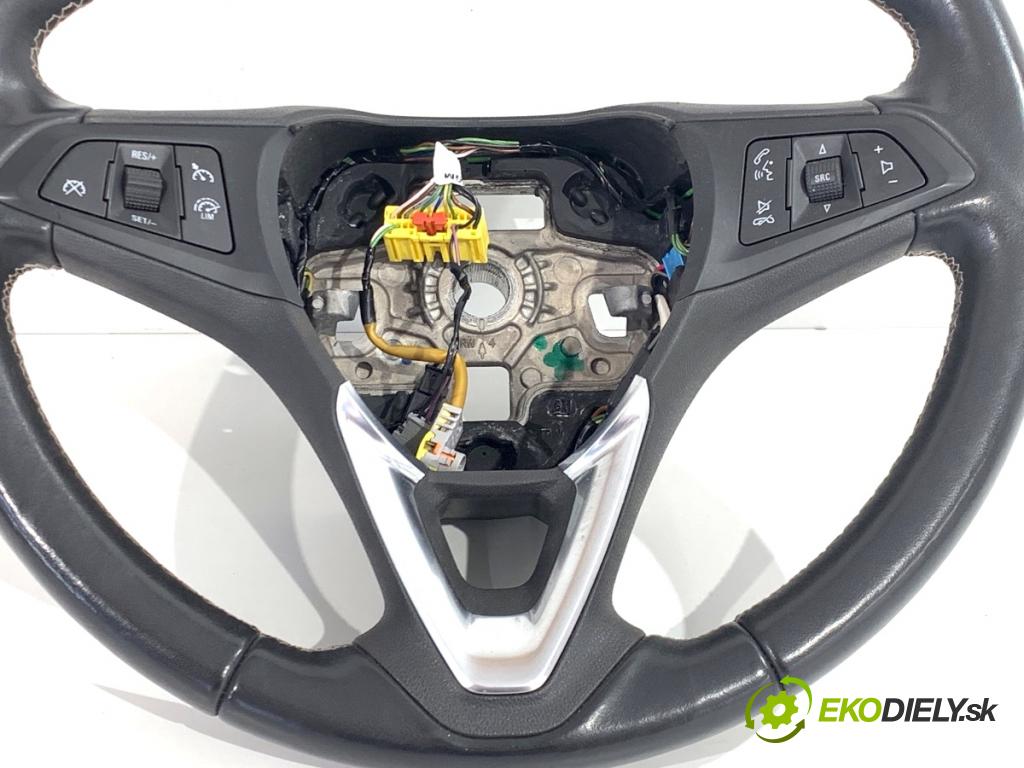 OPEL ASTRA K liftback 2021 96 kW 1.2 Turbo (68) 1199 Volant 39229904 (Volant)