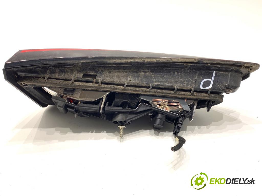 OPEL ASTRA K liftback 2021 96 kW 1.2 Turbo (68) 1199 Svetlo pravy zad vnútorná 39098789