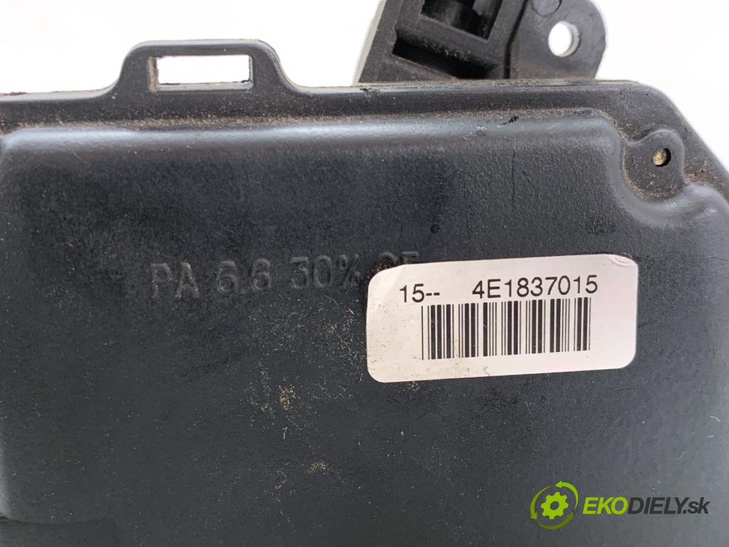 AUDI A8 D3 sedan 2003 202 kW 4.0 TDI quattro 3936 zámok Dvere ľavy predný 4E1837015