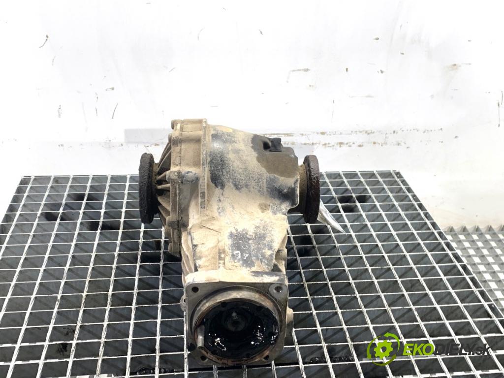 AUDI A8 D3 sedan 2003 202 kW 4.0 TDI quattro 3936 Most ,diferenciál zad 01R525053