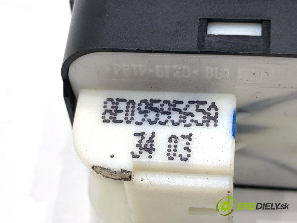 AUDI A8 D3 sedan 2003 202 kW 4.0 TDI quattro 3936 Prepínač nastavenia spätných zrkadiel 8E0959565A (Prepínacie páčky pod volantom)
