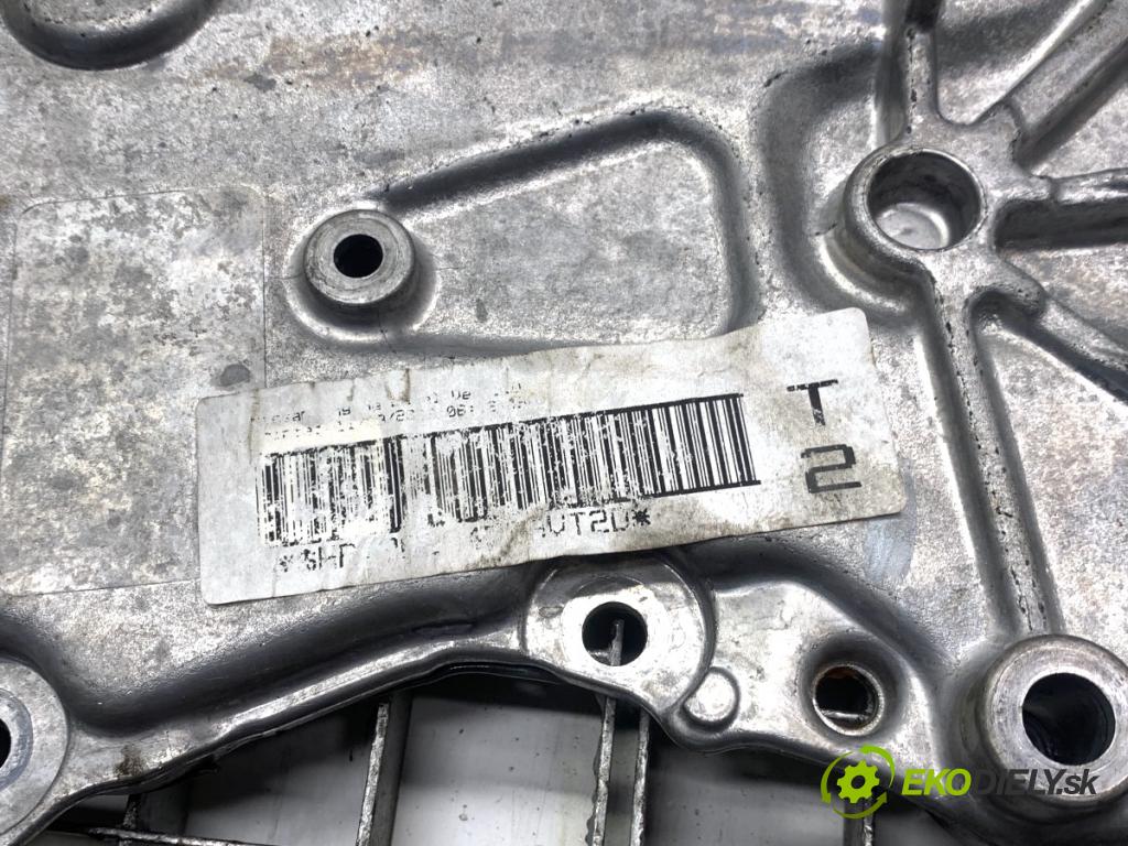 NISSAN QASHQAI J12 SUV 2023 116 kW 1.3 DIG-T Napęd na wszystkie koła 1332 Kryt 135643716R