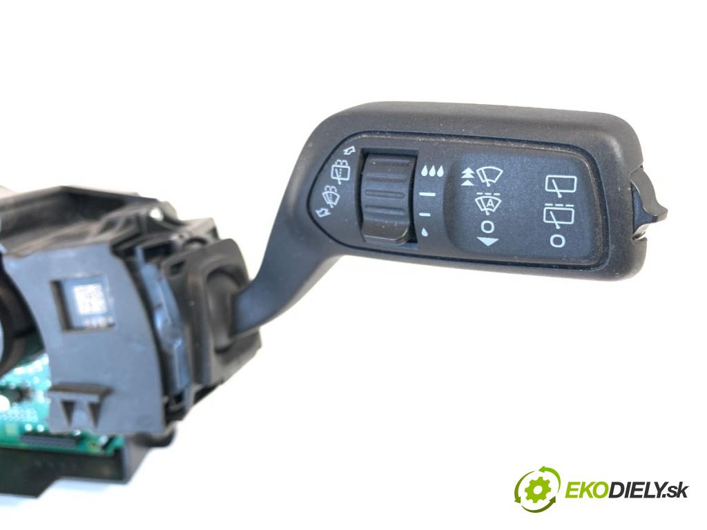 FORD ECOSPORT SUV 2019 92 kW 1.0 EcoBoost 998 Prepínač kombinovaný GN15-3F944-BJ (Prepínacie páčky pod volantom)