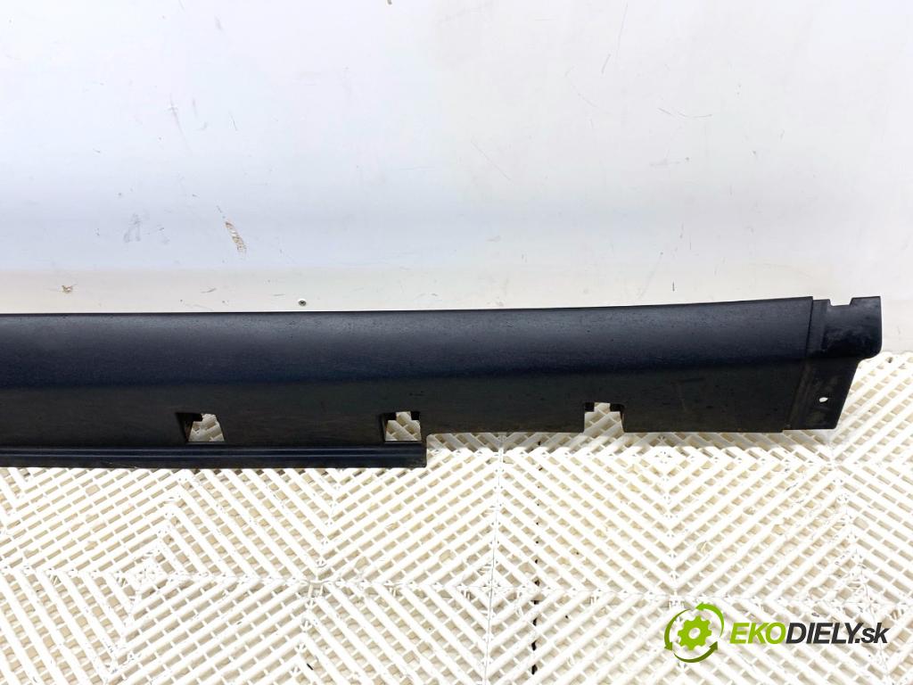 FORD ECOSPORT SUV 2019 92 kW 1.0 EcoBoost 998 Lišta prahová pravy GN15-N10154-B