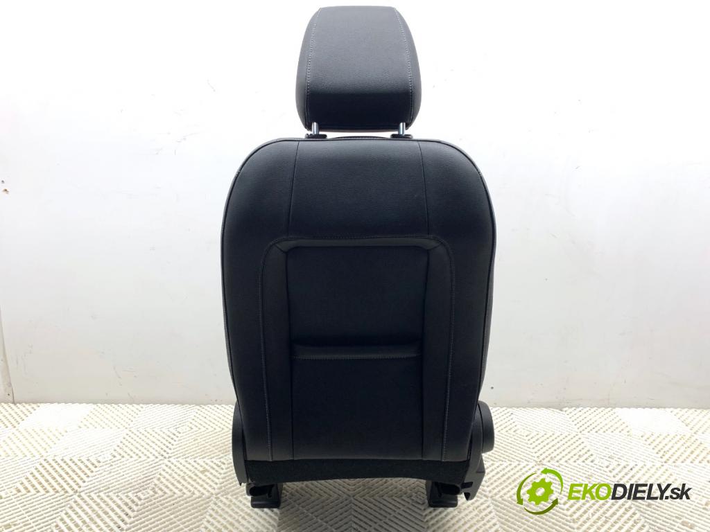 FORD ECOSPORT SUV 2019 92 kW 1.0 EcoBoost 998 Sedadlo pravy predný