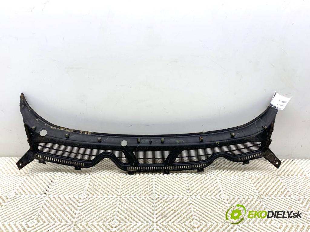 FORD ECOSPORT SUV 2019 92 kW 1.0 EcoBoost 998 Torpédo, plast pod čelné okno CN15-A02216-DBW (Torpédo (plast pod čelným sklom))