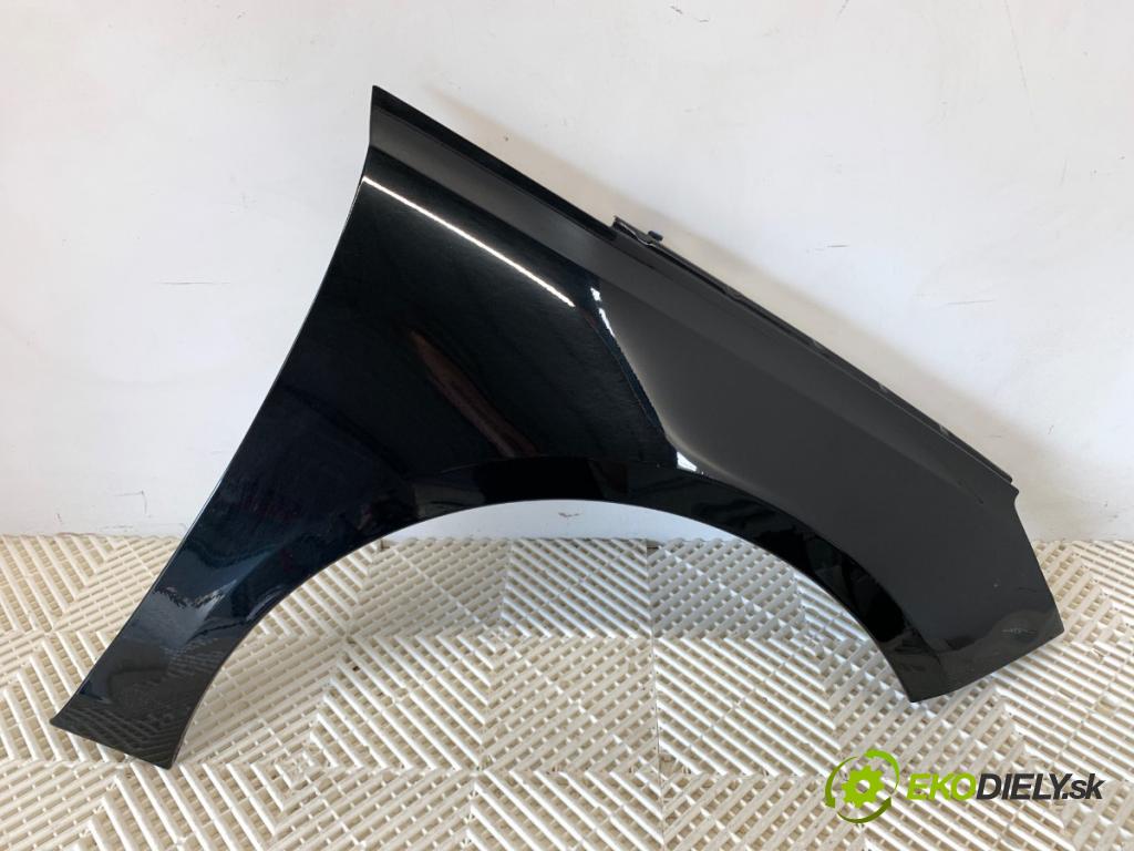 PEUGEOT 308 II liftback 2016 96 kW 1.2 THP 130 1199 Blatník pravy predný 