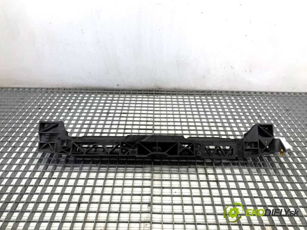 PEUGEOT 308 II liftback 2016 96 kW 1.2 THP 130 1199 Výstuha horná 9807148180 (Výstuha)
