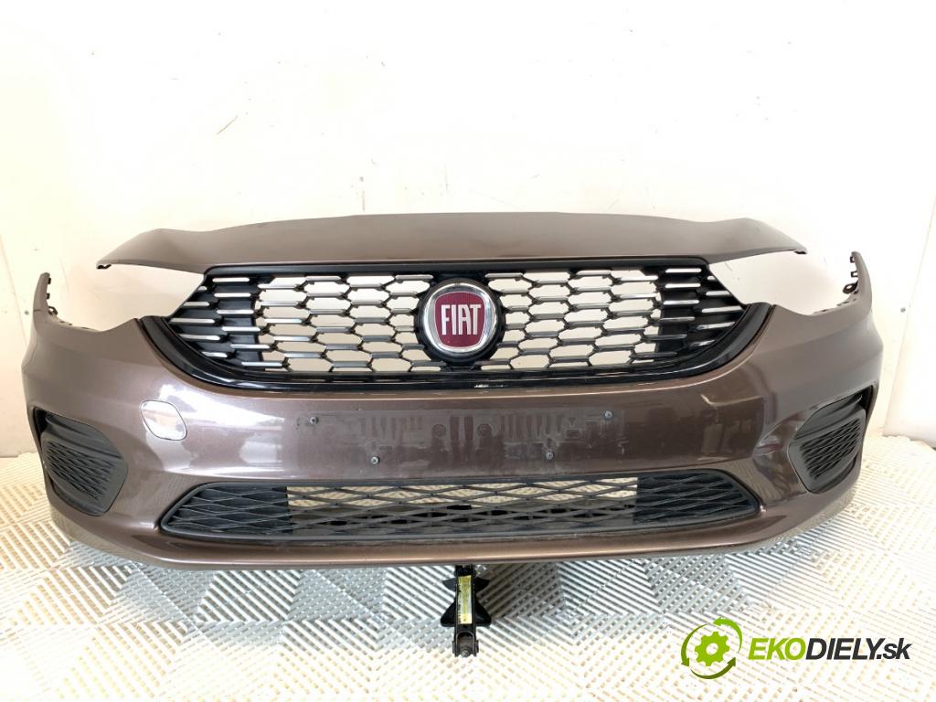FIAT TIPO sedan 2016 81 kW 1.6 (356SXE11) 1598 nárazník přední část  (Klika dveří ostatní)