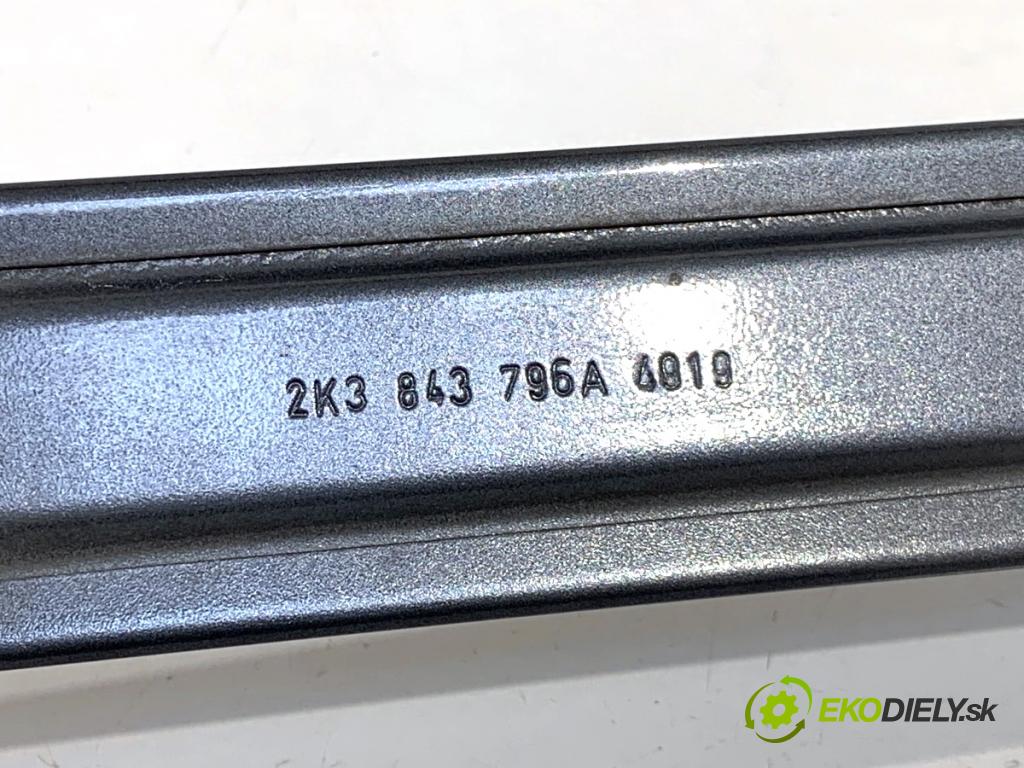 VW CADDY IV Nadwozie pełne/minivan 2020 110 kW 2.0 TDI 1968 krycie plasty lyžiny Dvere posúvne pravy 2K3843796A