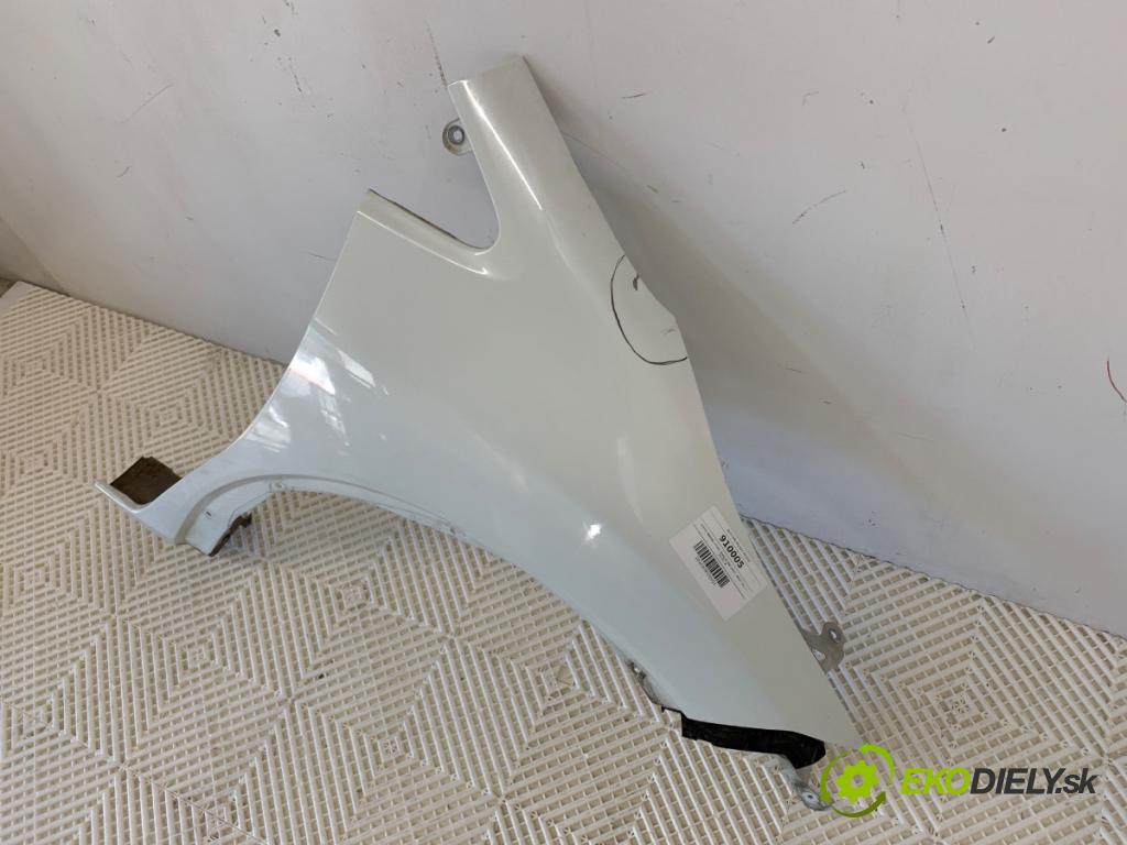 HONDA CIVIC IX liftback 2012 73 kW 1.4 i-VTEC (FK1) 1339 blatník pravý přední část NH788P