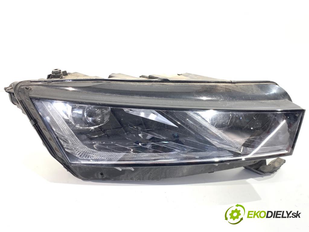 SKODA OCTAVIA IV Kombi 2023 110 kW 2.0 TDI 1968 Svetlomet pravy predný PLNÉ: LED 5E4941016A