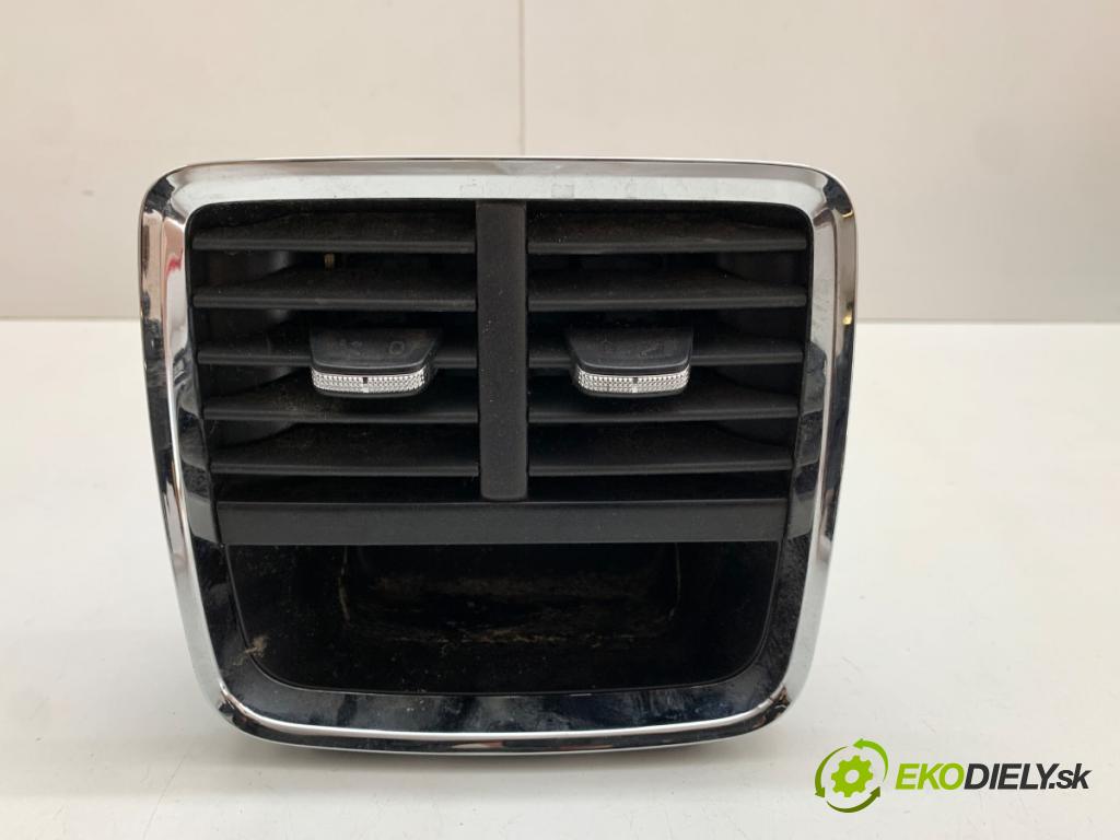 SKODA OCTAVIA IV Kombi 2023 110 kW 2.0 TDI 1968 Mriežky kúrenia zad 5E3819203