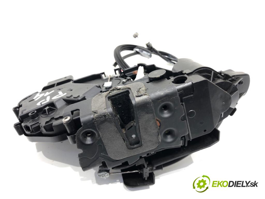 FORD KUGA I SUV 2011 120 kW 2.0 TDCi 4x4 1997 zámok dveře pravý přední část 8V4A-S21812-FA