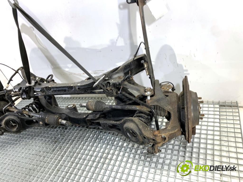 FORD KUGA I SUV 2011 120 kW 2.0 TDCi 4x4 1997 Výstuha zad
