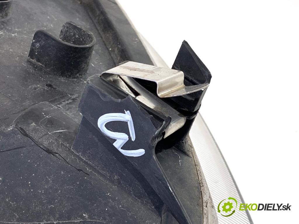 FORD KUGA I SUV 2011 120 kW 2.0 TDCi 4x4 1997 Svetlomet pravy predný XENON 8V41-13D154-AF