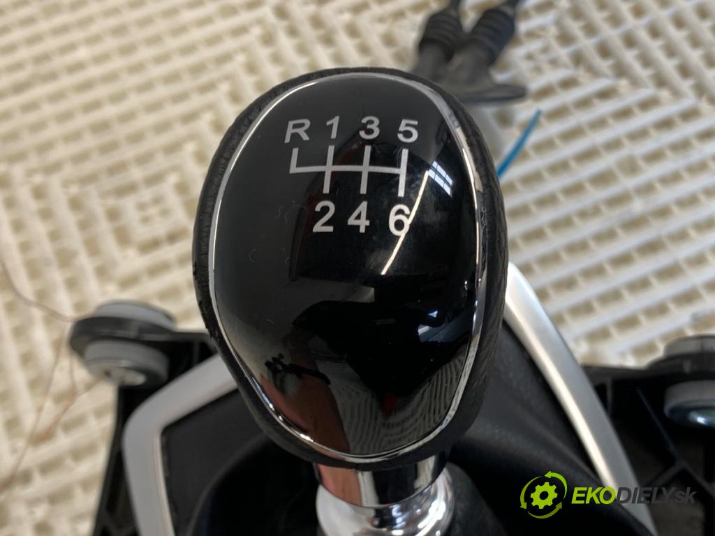 FORD KUGA I SUV 2011 120 kW 2.0 TDCi 4x4 1997 Kulisa AV4R-7C453-NC (Rýchlostná páka (kulisa))