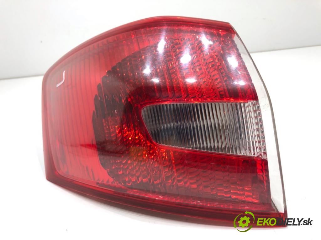 FORD KUGA I SUV 2011 120 kW 2.0 TDCi 4x4 1997 Svetlo ľavy zad 8V41-13405-AH
