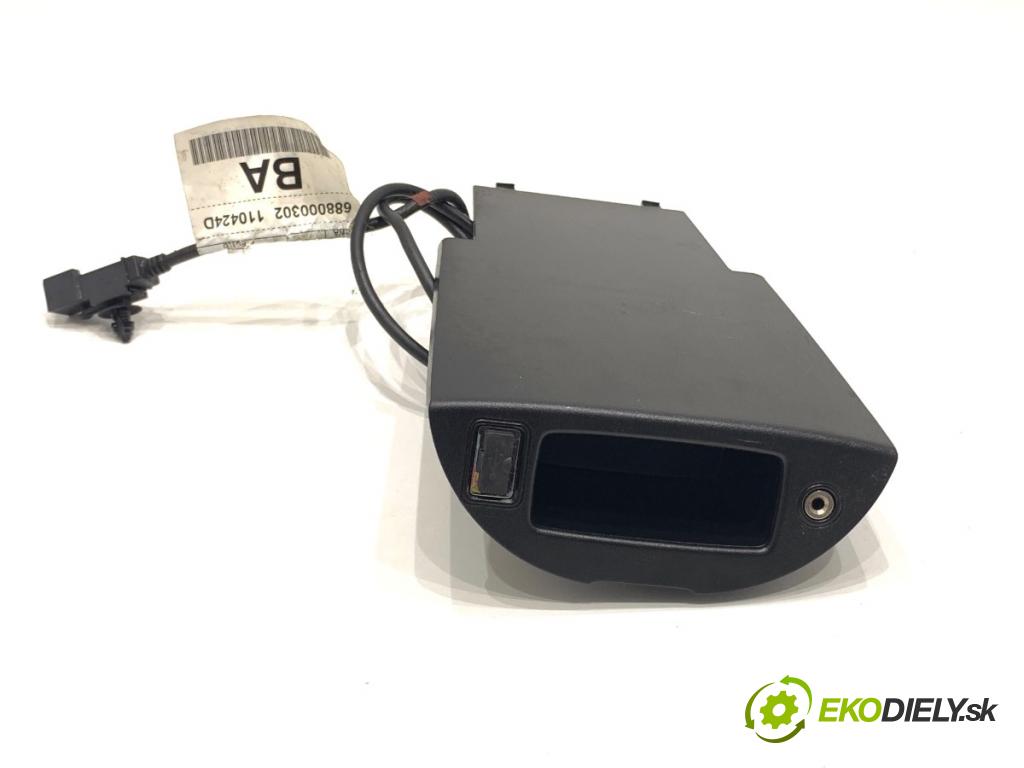FORD KUGA I SUV 2011 120 kW 2.0 TDCi 4x4 1997 HNÍZDO: USB AV4T-14D202-BA