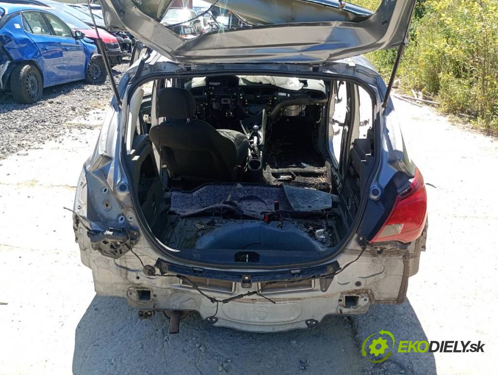 OPEL CORSA E liftback 2017 66 kW 1.4 (08, 68) 1398 karoséria ČTVRŤÁK: Blatník prah strecha PODŁUŻNICA