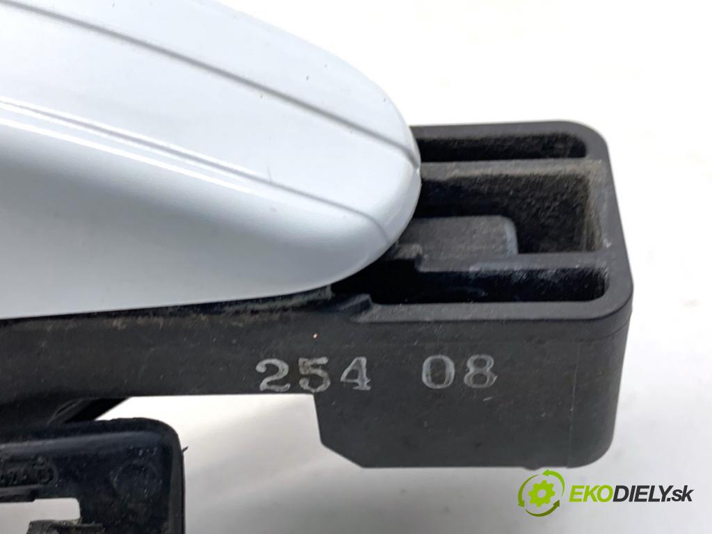 FORD KUGA I SUV 2008 100 kW 2.0 TDCi 1997 Kľučka vonkajšia ľavy predný