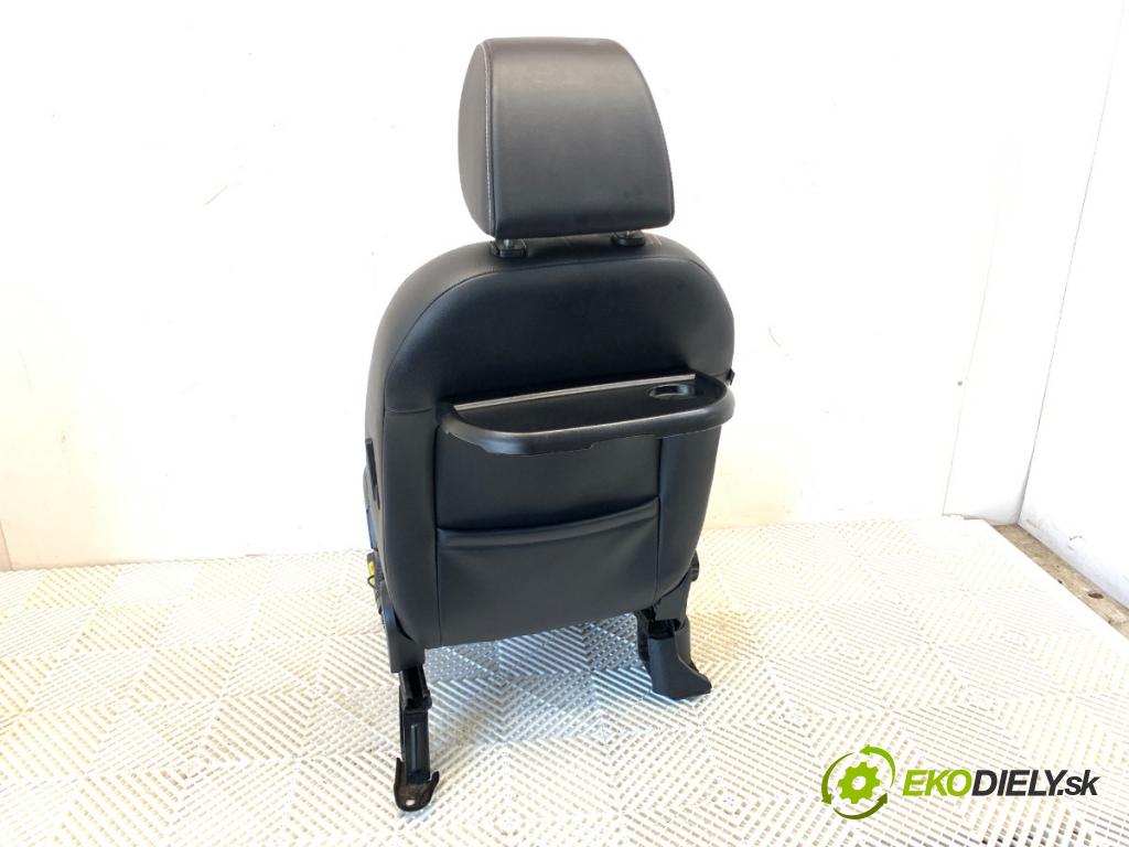 FORD KUGA I SUV 2008 100 kW 2.0 TDCi 1997 Sedadlo pravy predný