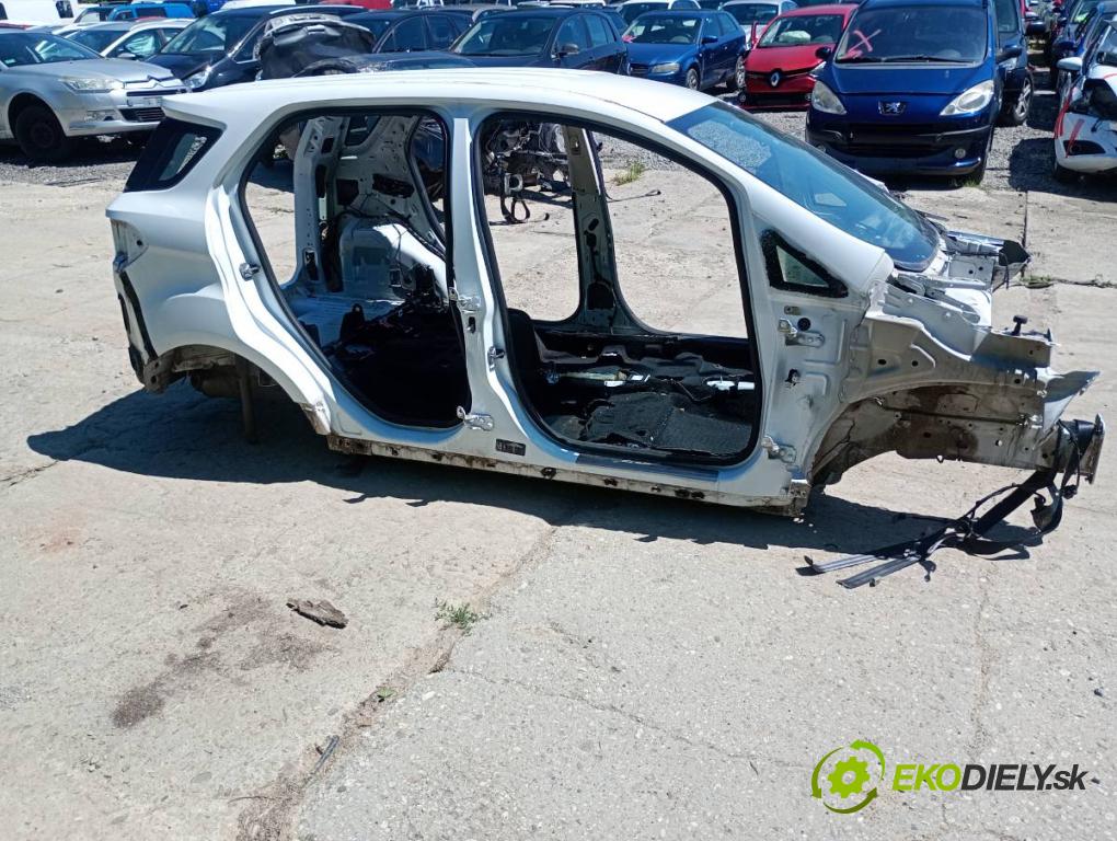 FORD ECOSPORT SUV 2019 92 kW 1.0 EcoBoost 998 karoséria ČTVRŤÁK: Blatník prah strecha PODŁUŻNICA