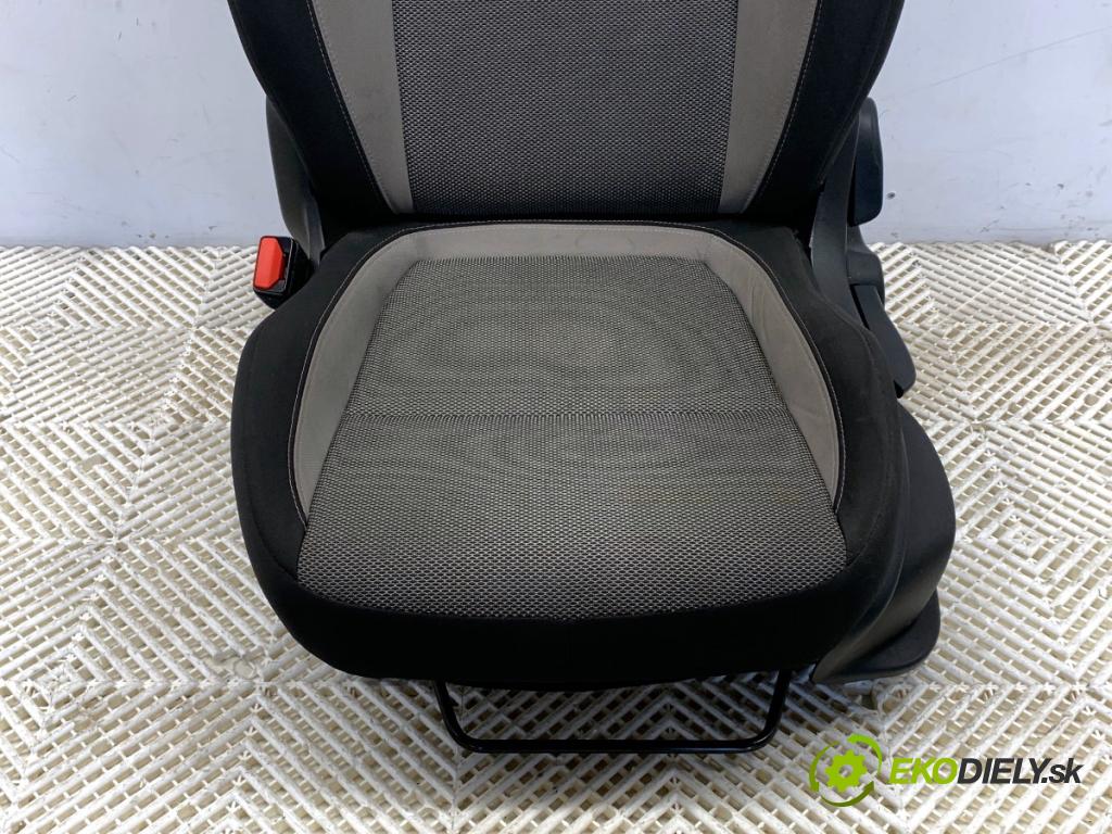 FIAT TIPO sedan 2016 81 kW 1.6 (356SXE11) 1598 Sedadlo ľavy predný