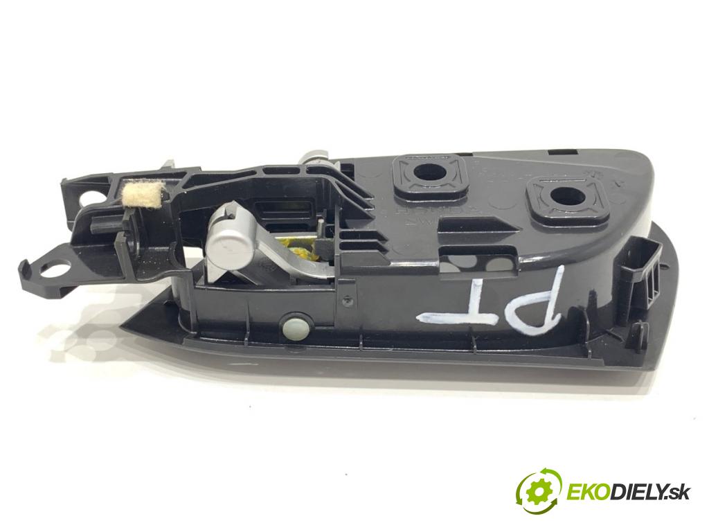 HONDA CIVIC IX liftback 2012 73 kW 1.4 i-VTEC (FK1) 1339 Kľučka vnútorná pravy zad 72120-TV0B