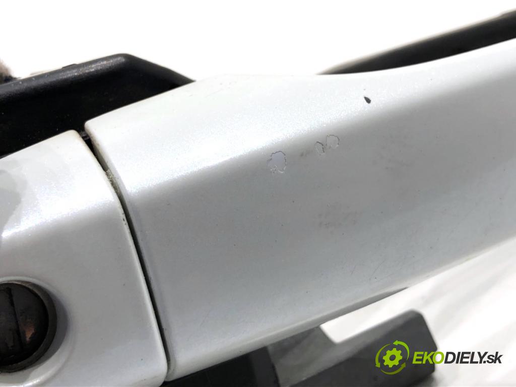 HONDA CIVIC IX liftback 2012 73 kW 1.4 i-VTEC (FK1) 1339 Kľučka vonkajšia ľavy predný