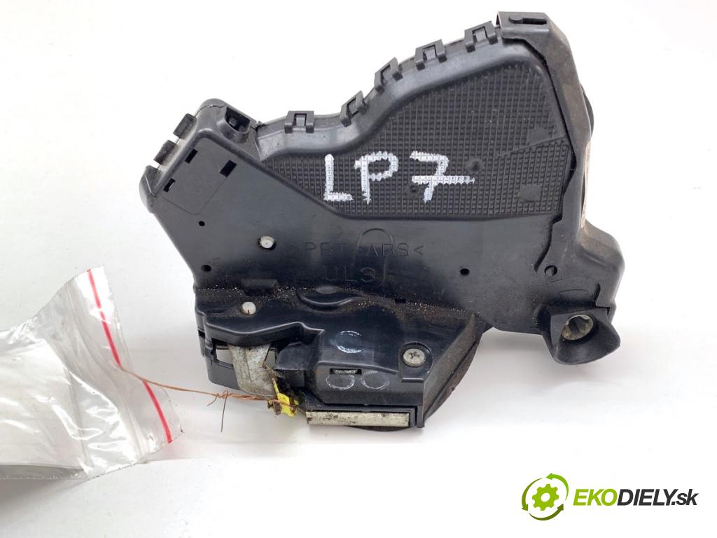 HONDA CIVIC IX liftback 2012 73 kW 1.4 i-VTEC (FK1) 1339 zámok dveře levý přední část 411140-19780