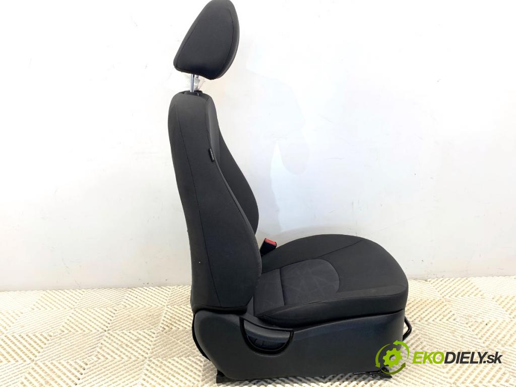 KIA RIO III sedan 2012 63 kW 1.25 CVVT 1248 Sedadlo pravy predný