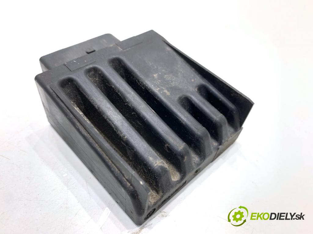 SKODA OCTAVIA IV Kombi 2023 110 kW 2.0 TDI 1968 Modul pumpy paliva 5Q0906121T