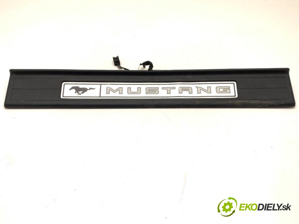 FORD USA MUSTANG VI coupe 2020 331 kW 5.0 V8 5038 Lišta Násada prahu predný pravá FR3J-6313222-AAW