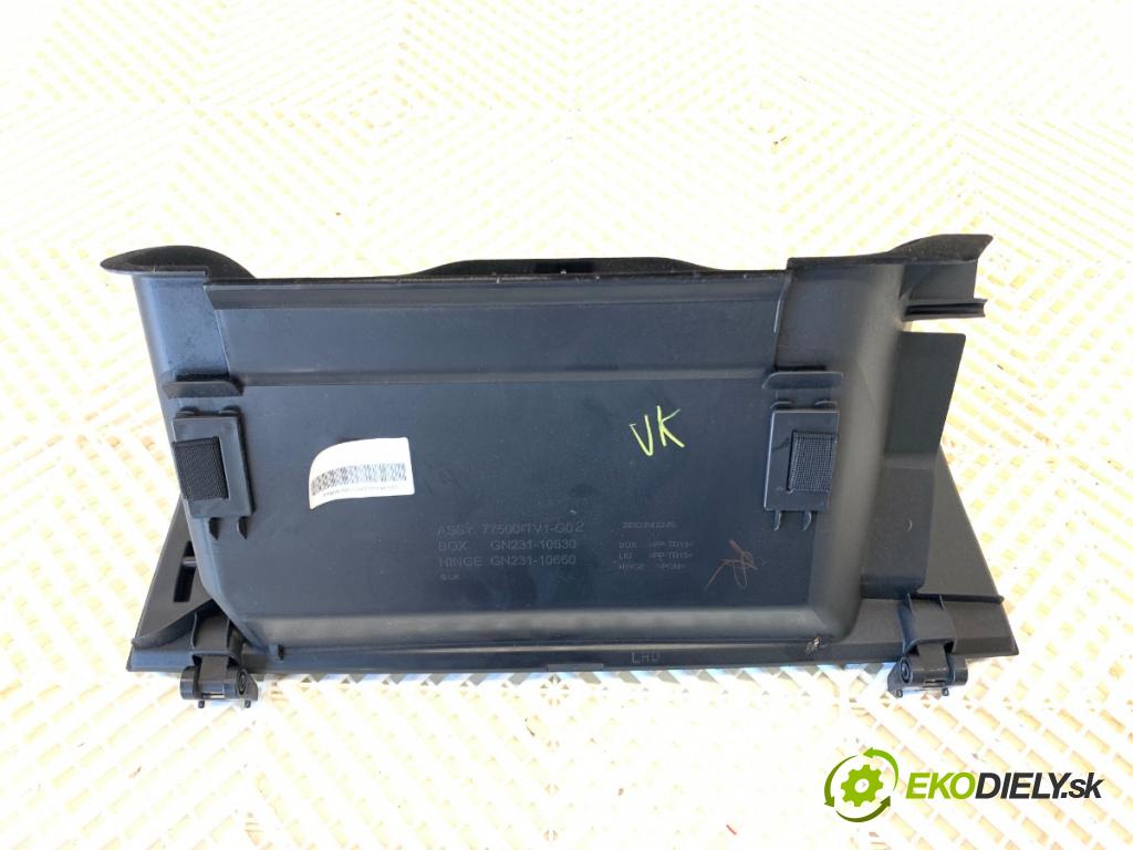 HONDA CIVIC IX liftback 2012 73 kW 1.4 i-VTEC (FK1) 1339 Priehradka, kastlík spolujazdca 77500-TV1-G02 (Priehradka (kastlík))