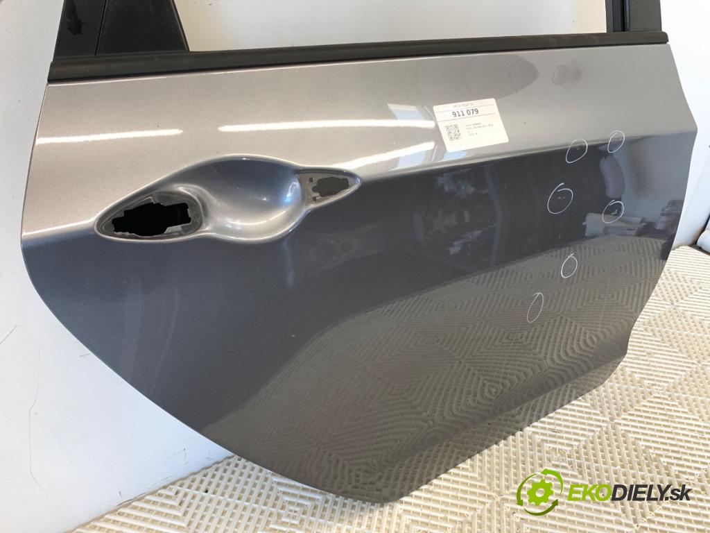 HYUNDAI i30 liftback 2014 74 kW 1.4 1368 Dvere pravy zad