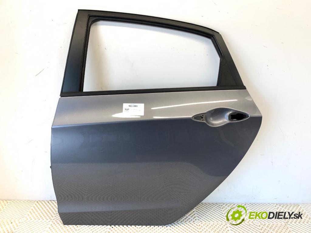 HYUNDAI i30 liftback 2014 74 kW 1.4 1368 dveře levý zadní část 