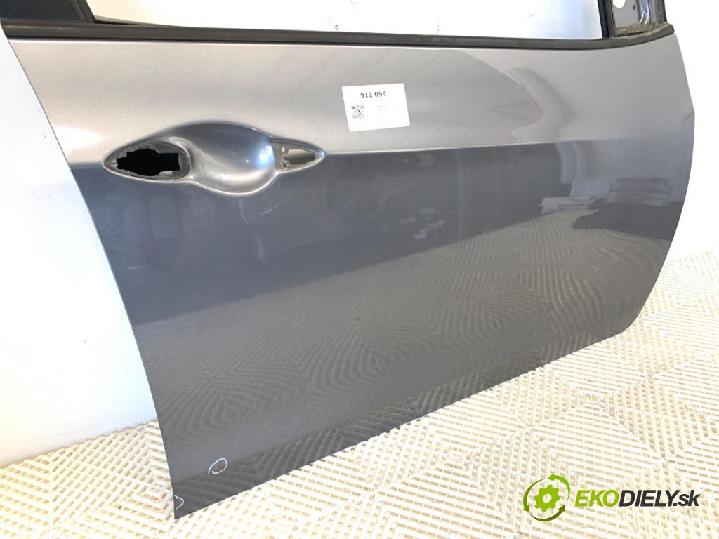HYUNDAI i30 liftback 2014 74 kW 1.4 1368 Dvere pravy predný