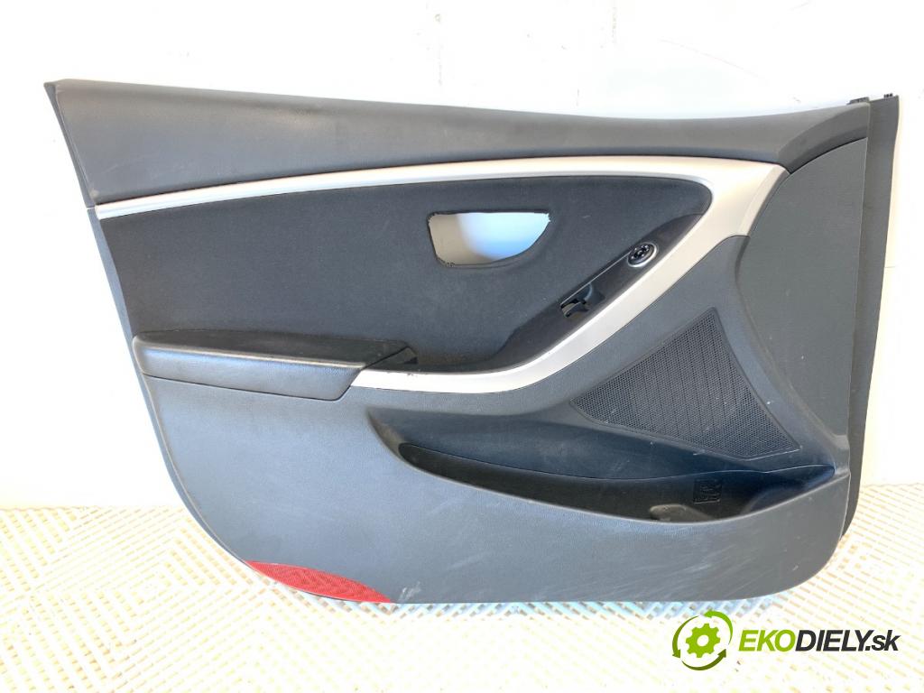 HYUNDAI i30 liftback 2014 74 kW 1.4 1368 ča dveře levý přední část 