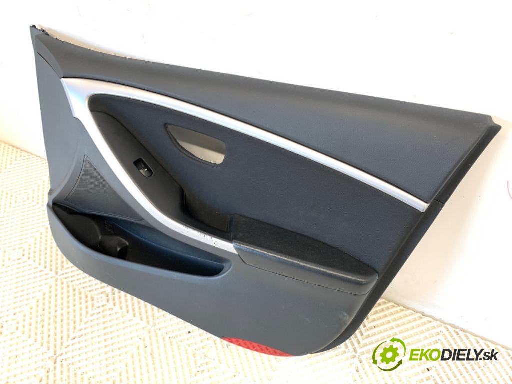 HYUNDAI i30 liftback 2014 74 kW 1.4 1368 čalúnenie Dvere pravy predný 82380-A6000