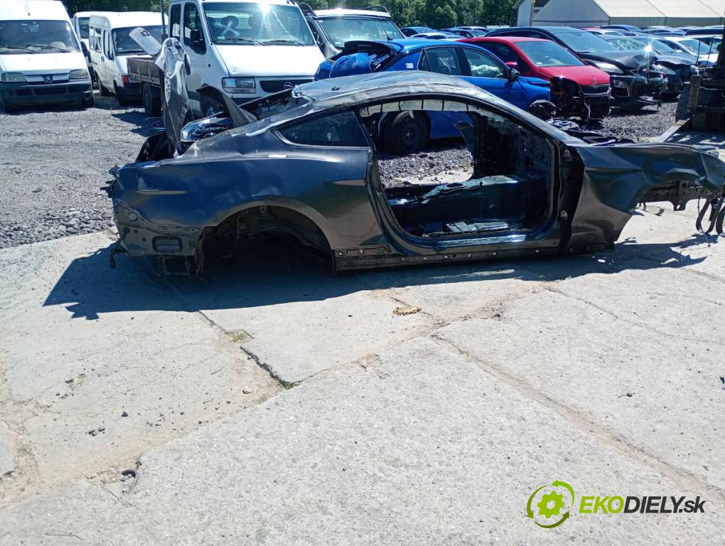 FORD USA MUSTANG VI coupe 2020 331 kW 5.0 V8 5038 karoséria ČTVRŤÁK: Blatník prah strecha PODŁUŻNICA 