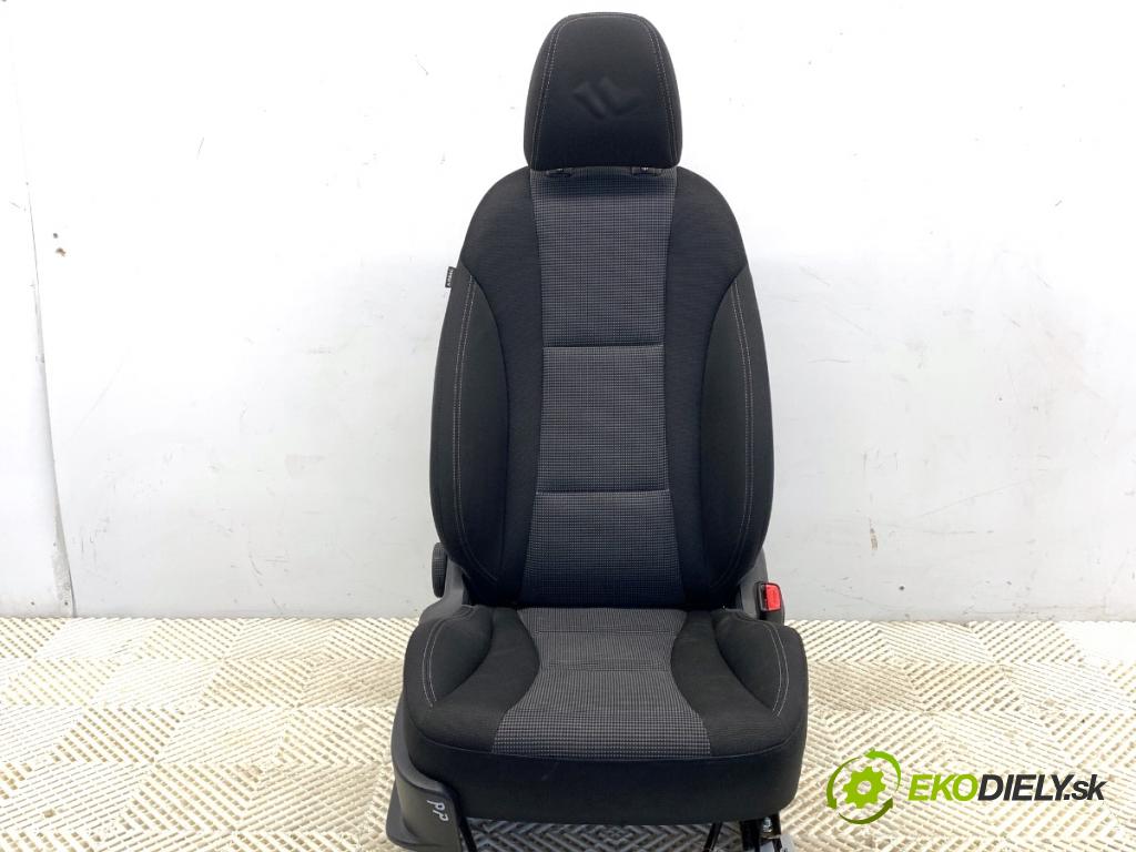HYUNDAI i30 liftback 2014 74 kW 1.4 1368 Sedadlo pravy predný 